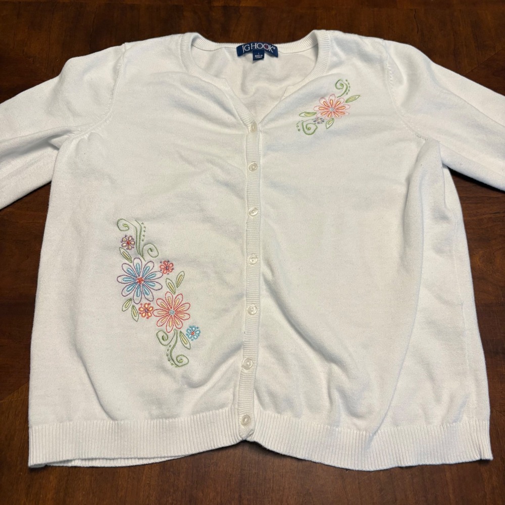 J.G. Hook Cardigan Sweater Womens L White Floral Embroidered Button Front Knit